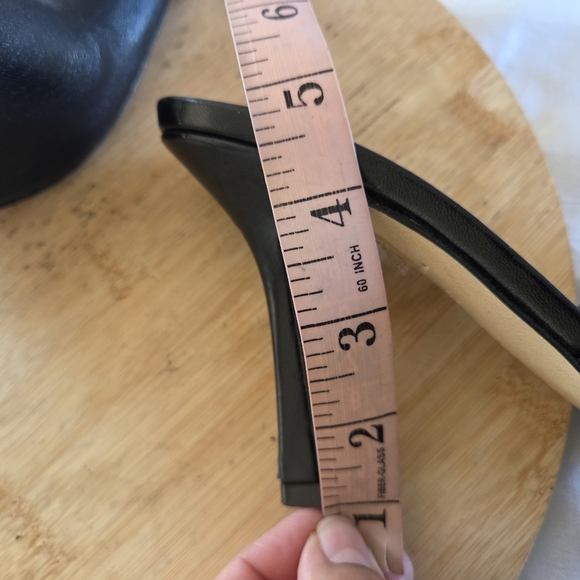 Bottega Veneta | Stretch Leather Mule - Picture 10 of 10